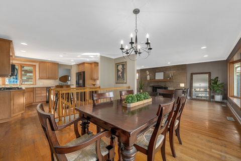 Tiny photo for 5305 Howard Avenue, Western Springs, IL 60558 (MLS # 12506178)