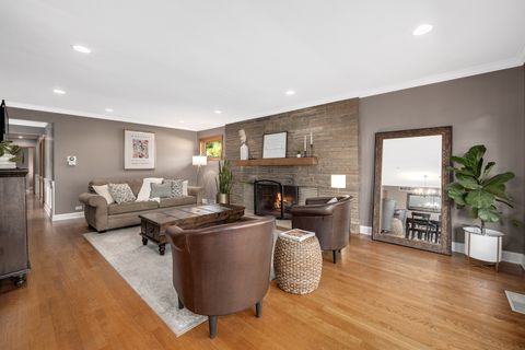 Tiny photo for 5305 Howard Avenue, Western Springs, IL 60558 (MLS # 12506178)