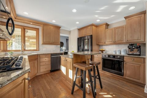 Tiny photo for 5305 Howard Avenue, Western Springs, IL 60558 (MLS # 12506178)