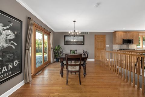 Tiny photo for 5305 Howard Avenue, Western Springs, IL 60558 (MLS # 12506178)