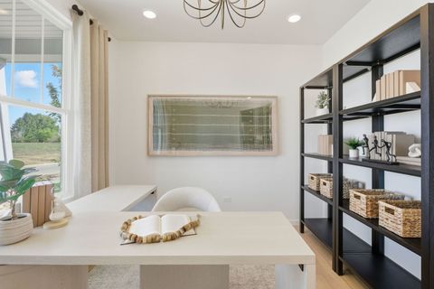 Tiny photo for 660 Redtop Way, Bolingbrook, IL 60490 (MLS # 12619313)