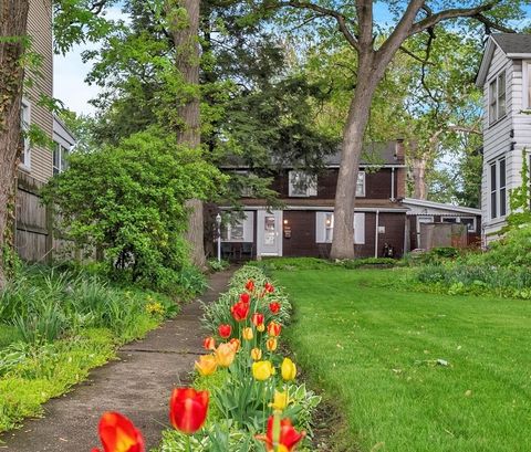 Photo of 10218 S Prospect Avenue, Chicago, IL 60643 (MLS # 12612209)