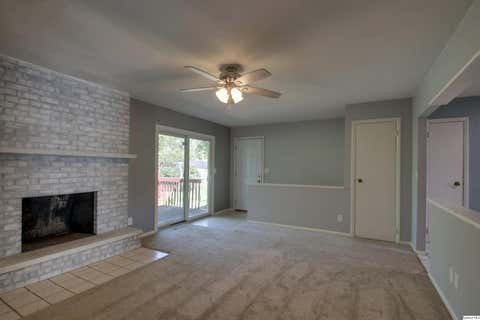 Tiny photo for 614 Kimberly Dr. DR, Quincy, IL 62305 (MLS # 12647282)