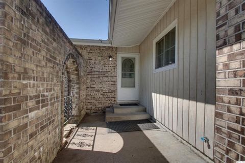 Tiny photo for 614 Kimberly Dr. DR, Quincy, IL 62305 (MLS # 12647282)