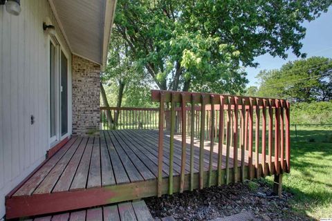 Tiny photo for 614 Kimberly Dr. DR, Quincy, IL 62305 (MLS # 12647282)