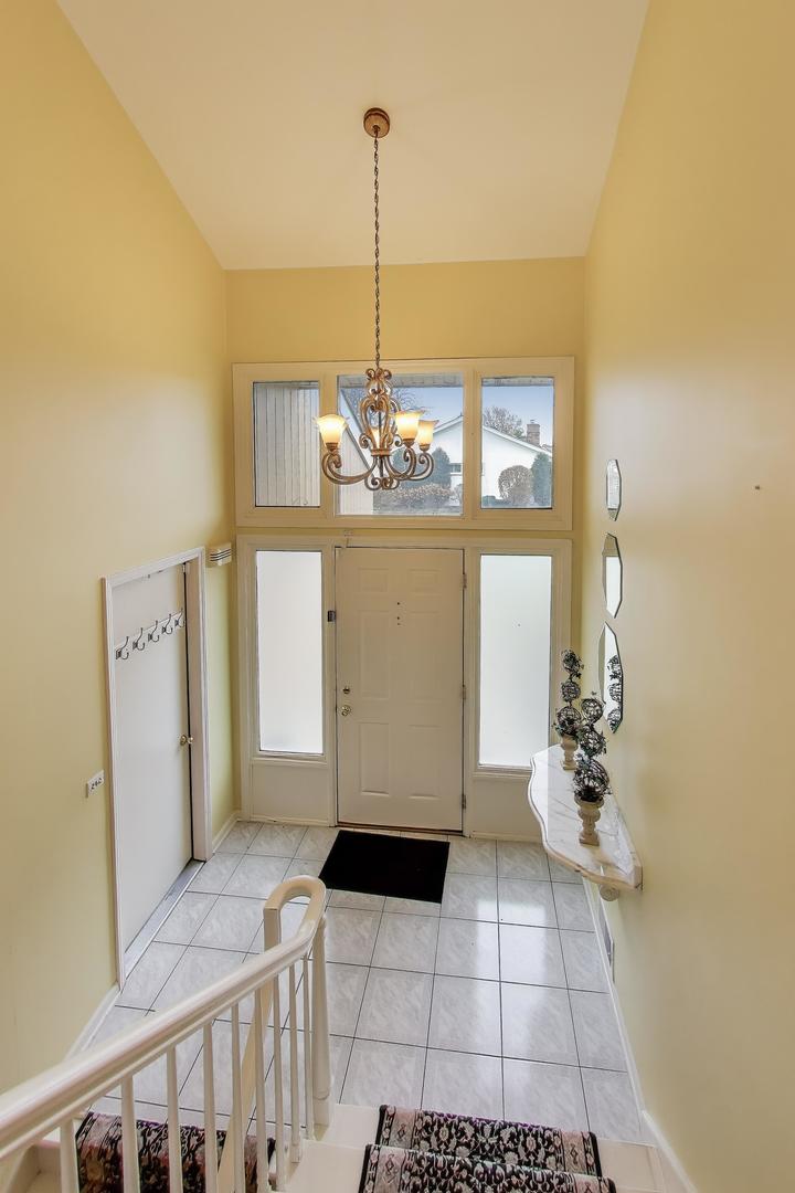 211 Briarwood Pass