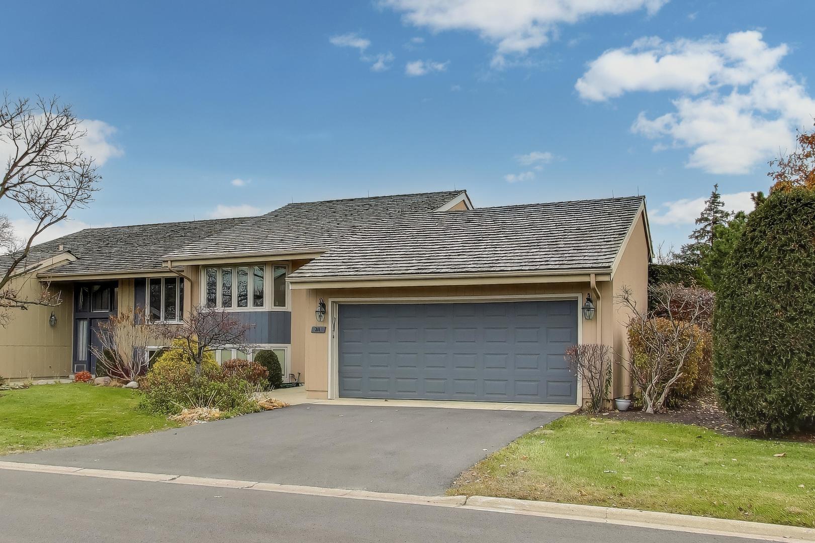 211 Briarwood Pass