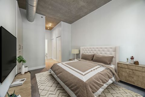 Tiny photo for 1305 S MICHIGAN Avenue #1508, Chicago, IL 60605 (MLS # 12574297)