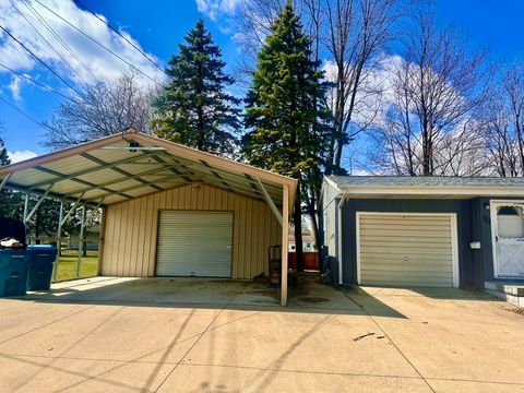 Tiny photo for 1111 N Bell Avenue E, Pontiac, IL 61764 (MLS # 12605147)