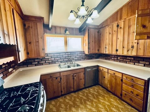 Tiny photo for 1111 N Bell Avenue E, Pontiac, IL 61764 (MLS # 12605147)