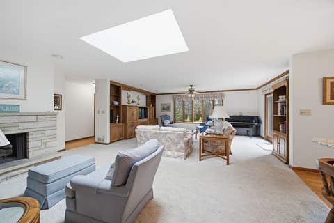 Tiny photo for 2141 Country Knoll Court, Elgin, IL 60123 (MLS # 12727326)