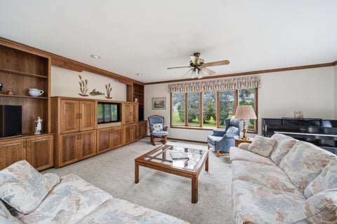 Tiny photo for 2141 Country Knoll Court, Elgin, IL 60123 (MLS # 12727326)