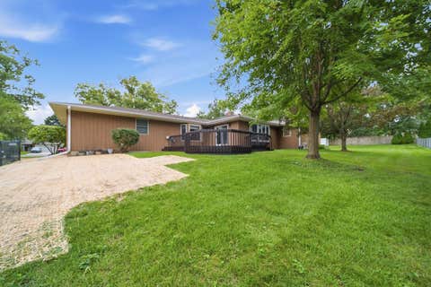 Tiny photo for 2141 Country Knoll Court, Elgin, IL 60123 (MLS # 12727326)
