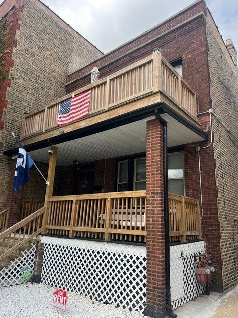 1616 W Roscoe Street 2