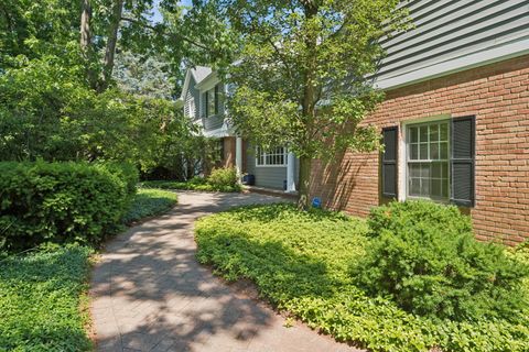 Tiny photo for 1448 Lawrence Avenue, Lake Forest, IL 60045 (MLS # 12481843)