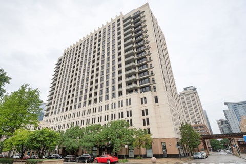 Photo of 1255 S State Street #1514, Chicago, IL 60605 (MLS # 12757030)