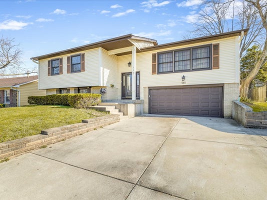 545 ANDREW LN, LAKE ZURICH, IL 60047 - Image cff2bf2dc35c839c3f8deb4164739657/3064265673