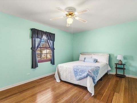 Tiny photo for 545 Andrew Lane, Lake Zurich, IL 60047 (MLS # 12614941)