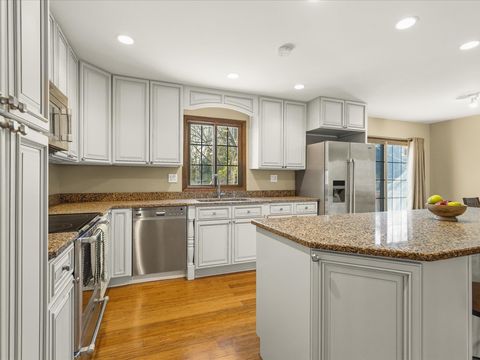 Tiny photo for 545 Andrew Lane, Lake Zurich, IL 60047 (MLS # 12614941)