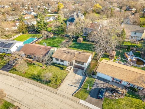 Tiny photo for 545 Andrew Lane, Lake Zurich, IL 60047 (MLS # 12614941)