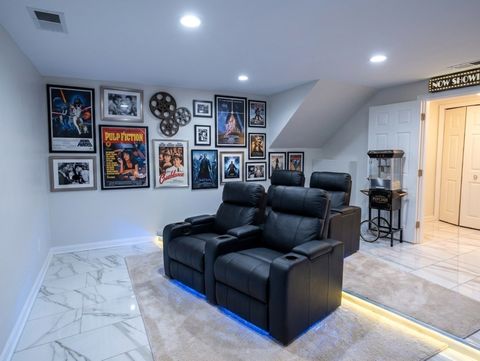 Tiny photo for 2605 W 83rd Place, Chicago, IL 60652 (MLS # 12636338)