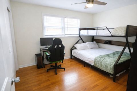 Tiny photo for 2605 W 83rd Place, Chicago, IL 60652 (MLS # 12636338)
