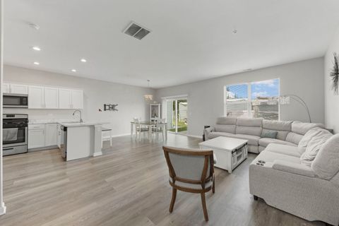 Tiny photo for 600 W Pleasant Lane #A2, Lombard, IL 60148 (MLS # 12474687)