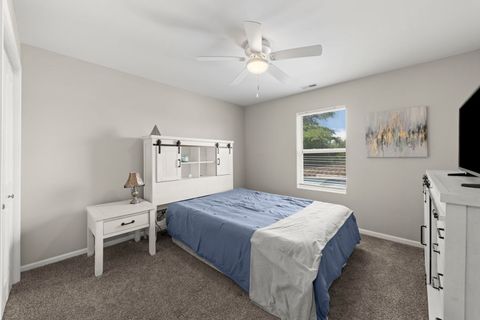 Tiny photo for 600 W Pleasant Lane #A2, Lombard, IL 60148 (MLS # 12474687)