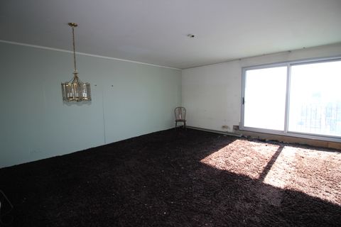 Tiny photo for 6033 N Sheridan Road #45L, Chicago, IL 60660 (MLS # 12516651)