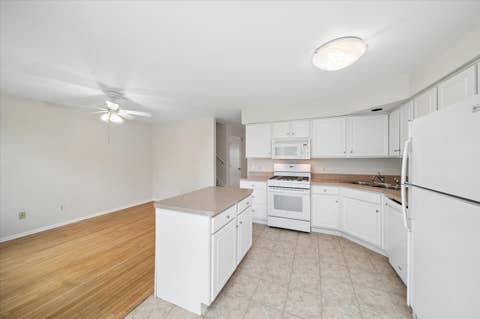 Tiny photo for 1573 Delaware Court, Geneva, IL 60134 (MLS # 12635904)