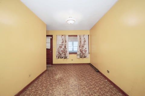 Tiny photo for 833 N Keeler Avenue, Chicago, IL 60651 (MLS # 12717311)