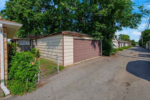 Tiny photo for 833 N Keeler Avenue, Chicago, IL 60651 (MLS # 12717311)
