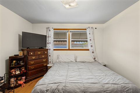 Tiny photo for 4855 W Gunnison Street, Chicago, IL 60630 (MLS # 12634951)