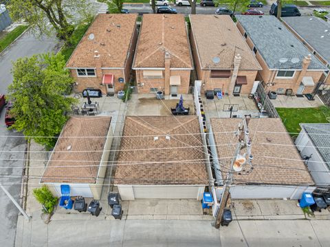 Tiny photo for 4855 W Gunnison Street, Chicago, IL 60630 (MLS # 12634951)
