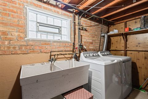 Tiny photo for 4855 W Gunnison Street, Chicago, IL 60630 (MLS # 12634951)