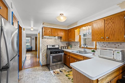 Tiny photo for 4855 W Gunnison Street, Chicago, IL 60630 (MLS # 12634951)