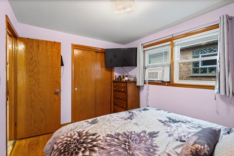 Tiny photo for 4855 W Gunnison Street, Chicago, IL 60630 (MLS # 12634951)