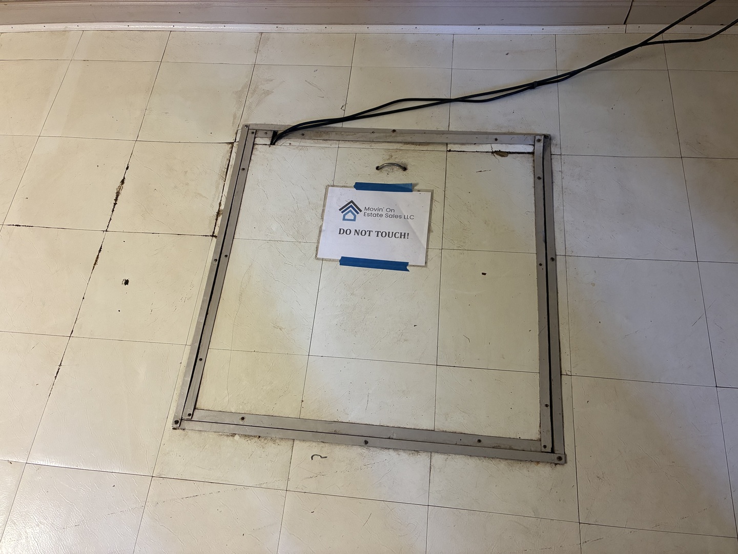 Chicago, Illinois 60655, United States, 2 Bedrooms Bedrooms, ,2 BathroomsBathrooms,Residential,Active,209807