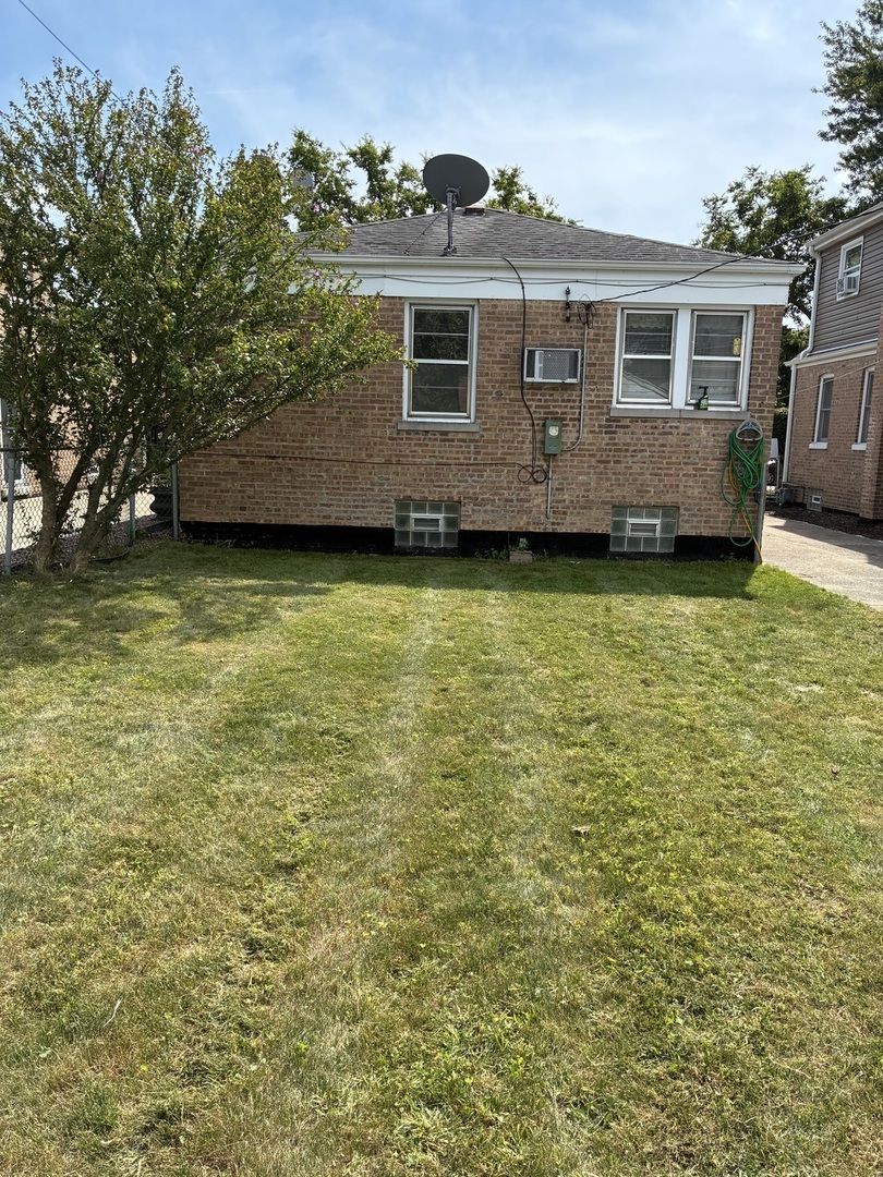 Chicago, Illinois 60655, United States, 2 Bedrooms Bedrooms, ,2 BathroomsBathrooms,Residential,Active,209807