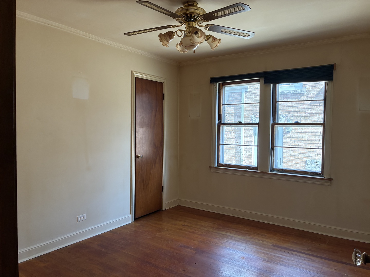 Chicago, Illinois 60655, United States, 2 Bedrooms Bedrooms, ,2 BathroomsBathrooms,Residential,Active,209807