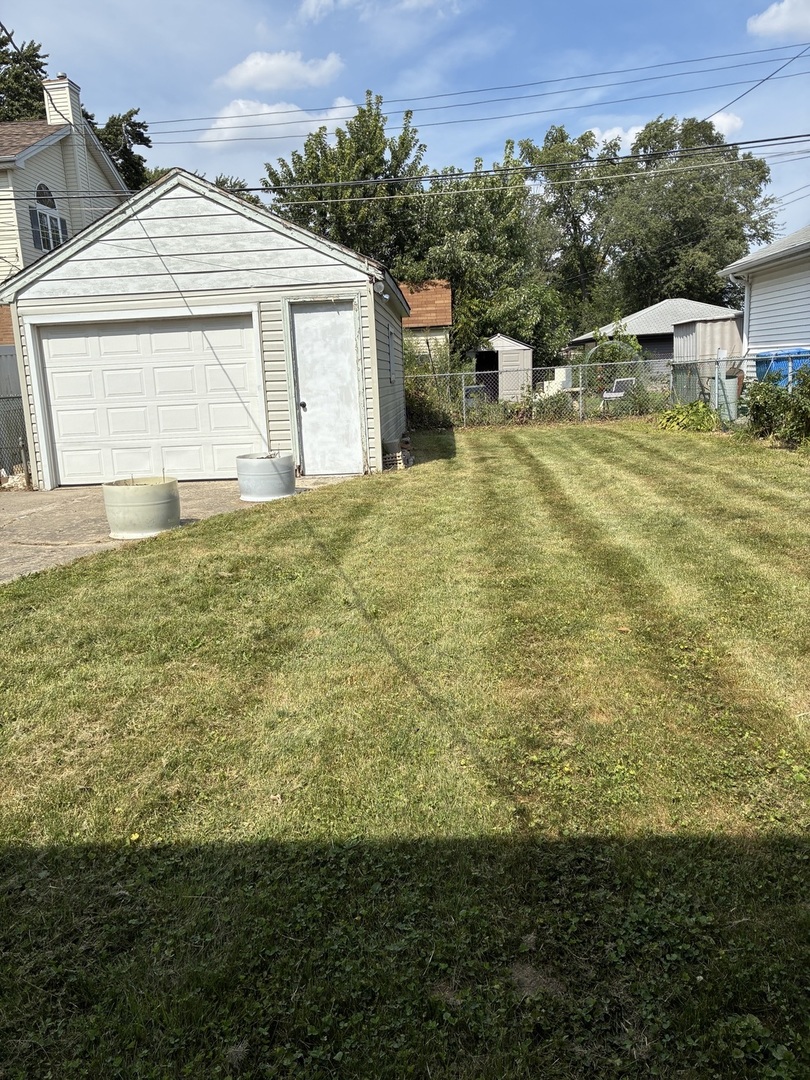 Chicago, Illinois 60655, United States, 2 Bedrooms Bedrooms, ,2 BathroomsBathrooms,Residential,Active,209807