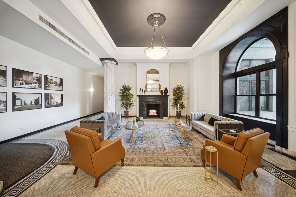 1439 S Michigan Avenue 104