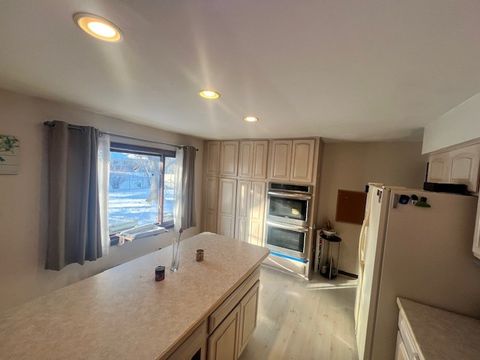 Tiny photo for 48 S COUNTRY SQUIRE Road, Palos Heights, IL 60463 (MLS # 12556117)