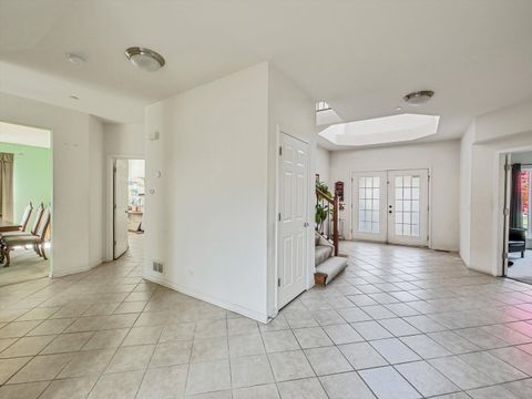 Tiny photo for 324 English Oak Lane, Streamwood, IL 60107 (MLS # 12508094)