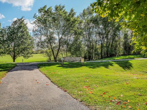 Tiny photo for 324 English Oak Lane, Streamwood, IL 60107 (MLS # 12508094)