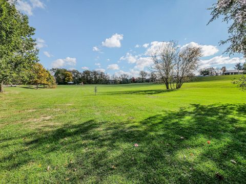 Tiny photo for 324 English Oak Lane, Streamwood, IL 60107 (MLS # 12508094)