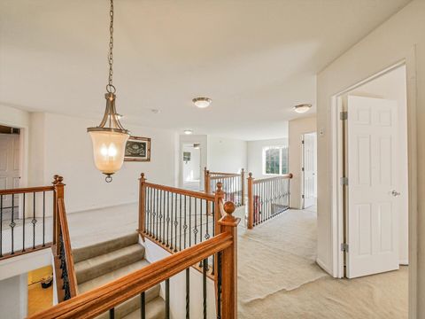 Tiny photo for 324 English Oak Lane, Streamwood, IL 60107 (MLS # 12508094)