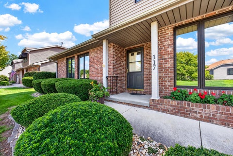 Tiny photo for 117 Manor Circle, Bloomington, IL 61704 (MLS # 12780829)