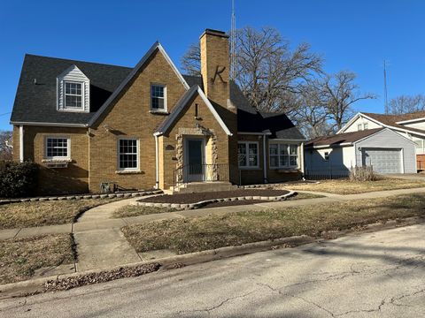 Photo of 1195 S Myrtle Avenue, Kankakee, IL 60901 (MLS # 12535814)