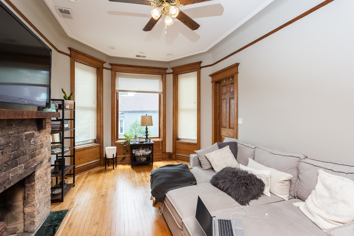 1032 W ROSCOE Street 3